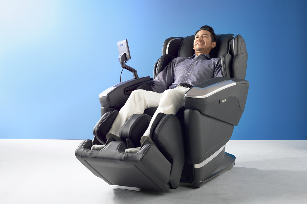 Fujiiryoki Cyber Relax Ai Made in Japan 5D Ai Ultra Premium Massage Chair