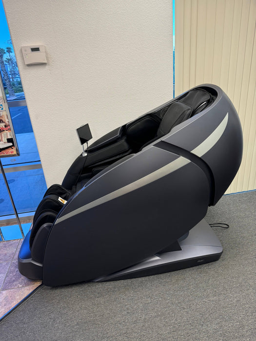 Osaki OS-Pro 4D DuoMax Floor Model Massage Chair - MassageChairPlanet.com